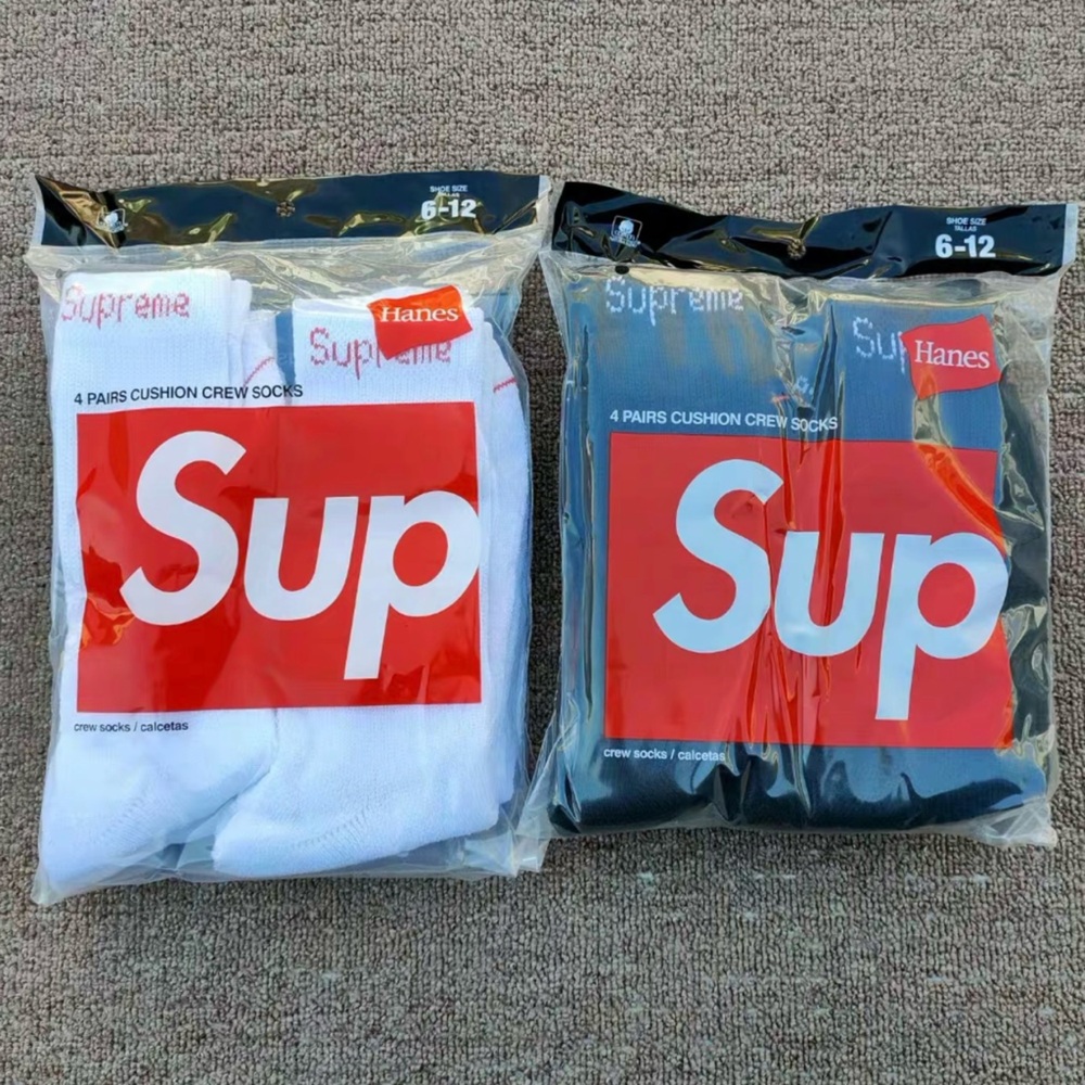 Supreme Black and White Crew Socks Set